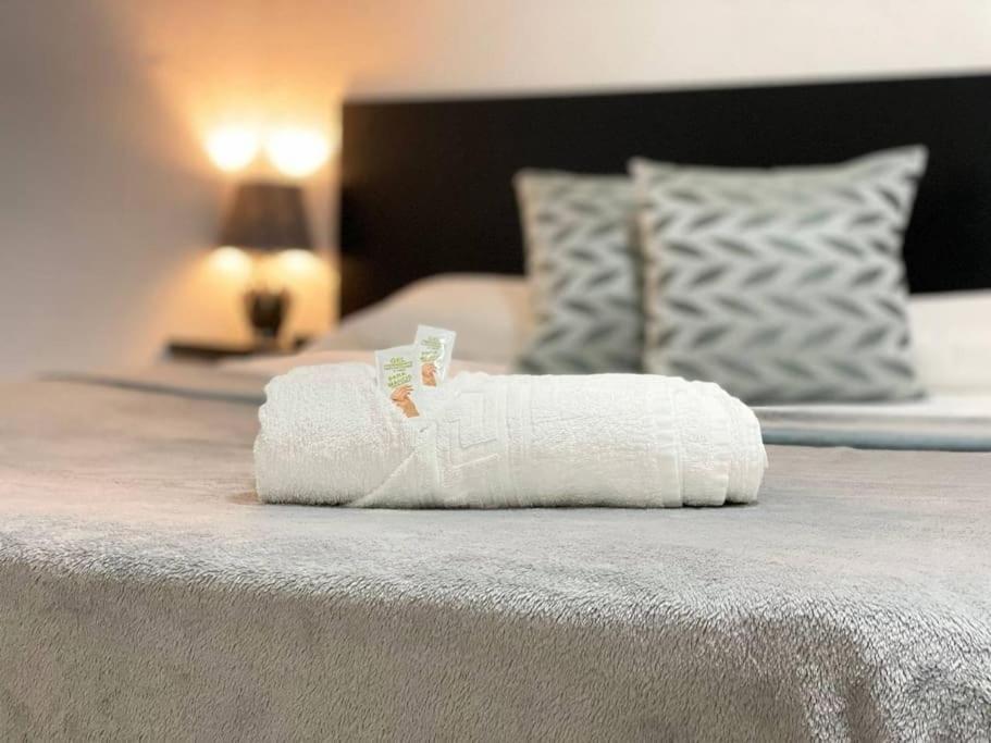Apartamento En La Calle Hortaleza De Madrid Centro Exteriör bild