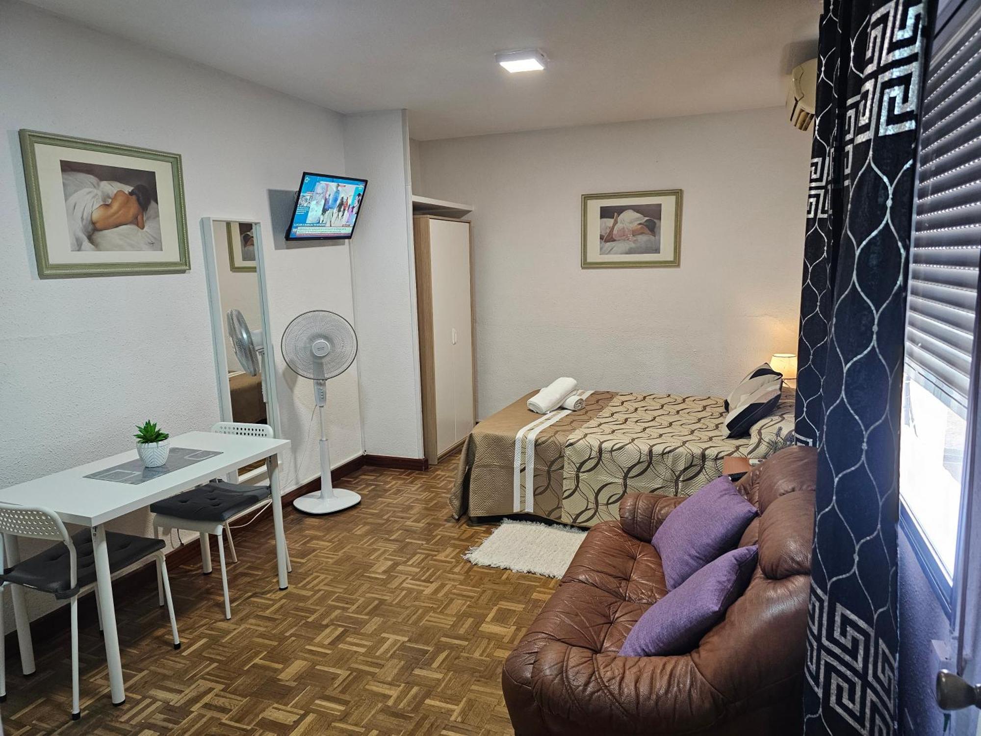 Apartamento En La Calle Hortaleza De Madrid Centro Rum bild